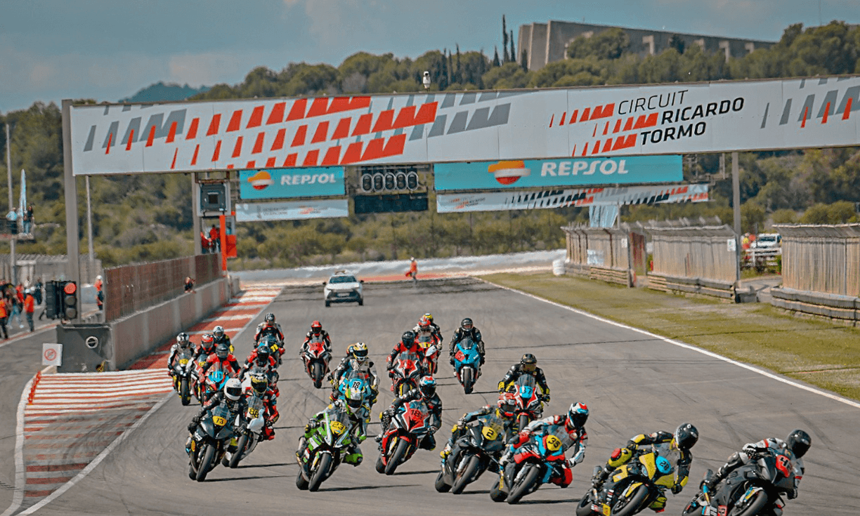 BMW Motorrad RR Iberia Cup 2025: Seis emocionantes citas en España y Portugal