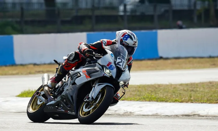 motociclismo deportivo