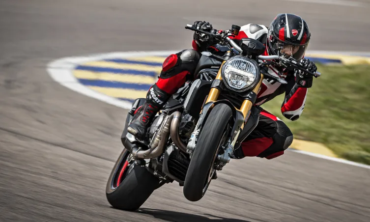 Historia del motociclismo: motociclismo moderno
