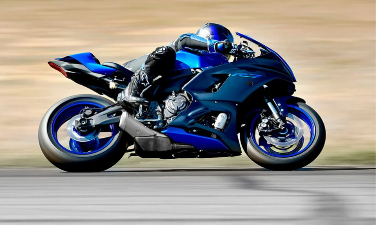 Así es la Yamaha R7 de competición que rinde homenaje a la histórica YZF R7