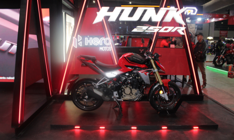 Lanza Hero Motos la Hunk 250R en México